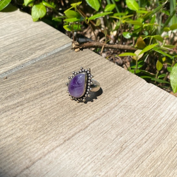 Amethyst ring - Picture 2 of 2